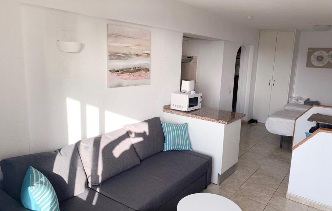 Sea View Studio Apartment In Santa Maria Adeje Bagian luar foto